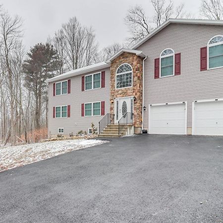 Family-Friendly Arrowhead Lake Home With Kayak! Pocono Lake Exterior photo