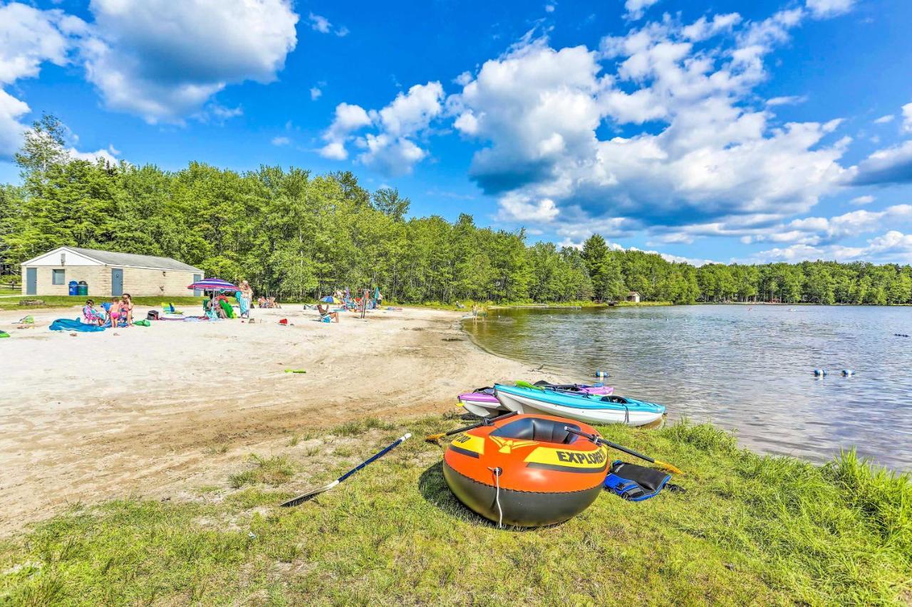 Family-Friendly Arrowhead Lake Home With Kayak! Pocono Lake Exterior photo