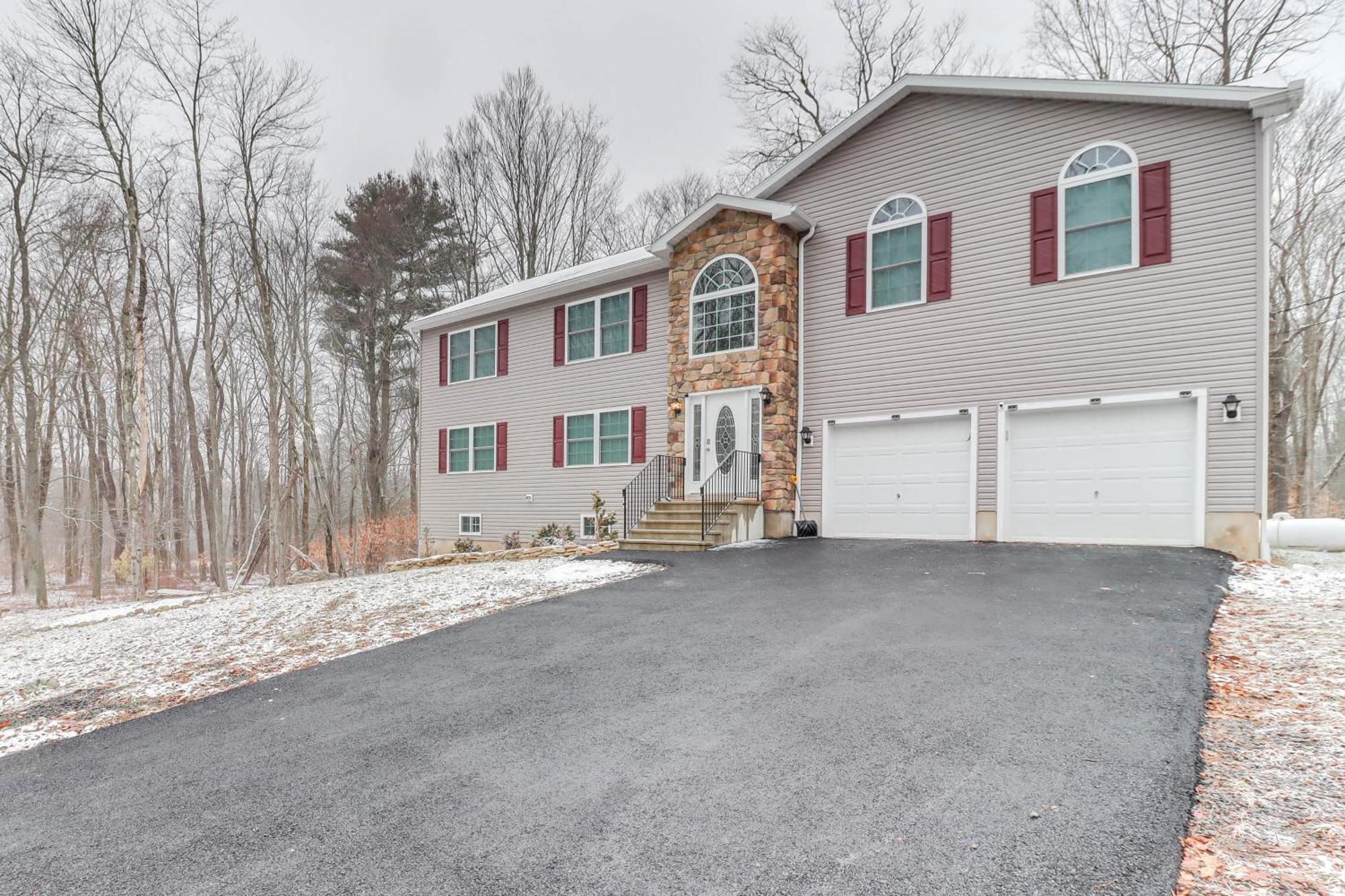 Family-Friendly Arrowhead Lake Home With Kayak! Pocono Lake Exterior photo